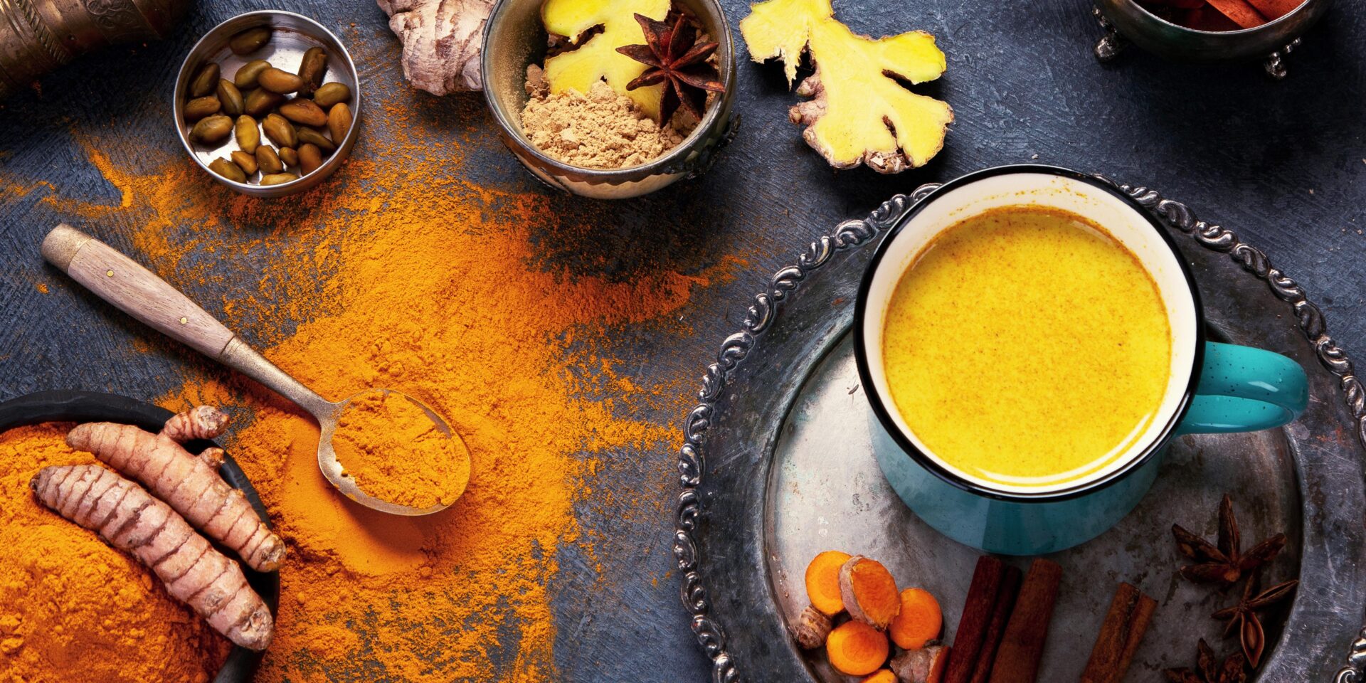 Goldene Milch