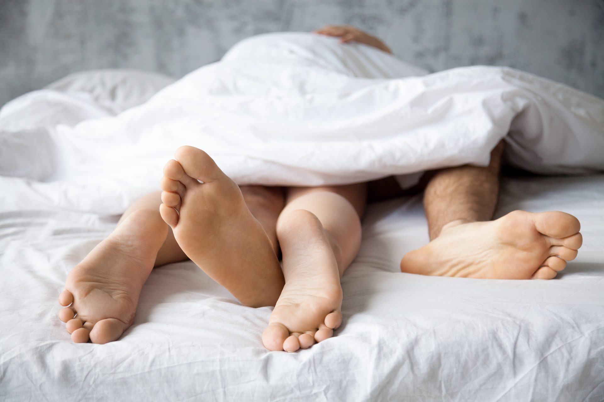 nackte 11 jährige mädchen Umfrage - so (nackt) schläft Deutschland | Fit Reisen Magazin