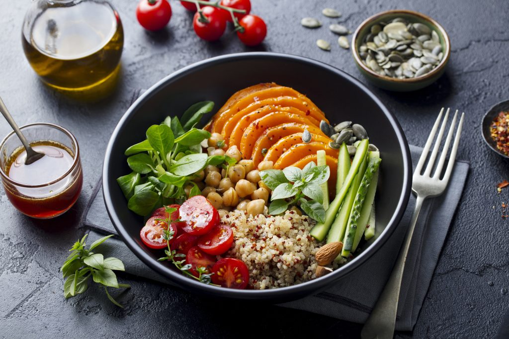 Gesunde Ernährung für eine Ayurveda Behandlung gegen Arthrose einsetzen