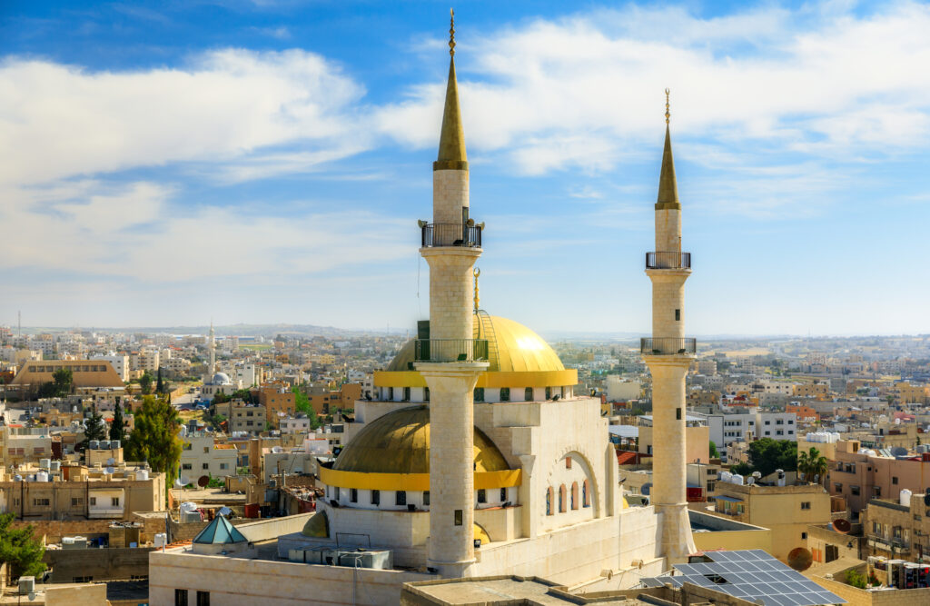 Eine Moschee in Jordanien steht für die Vielfalt an Religionen in Jordaniens Kultur