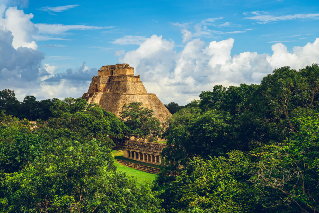 Die Pyramide des Zauberers in Uxmal.