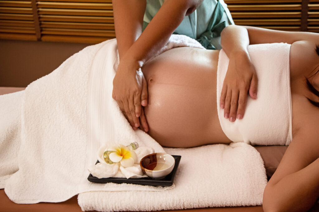 Ayurvedische Massage für Schwangere