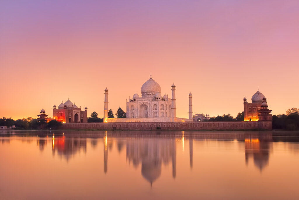 Der Taj Mahal in Pfirsichtönen
