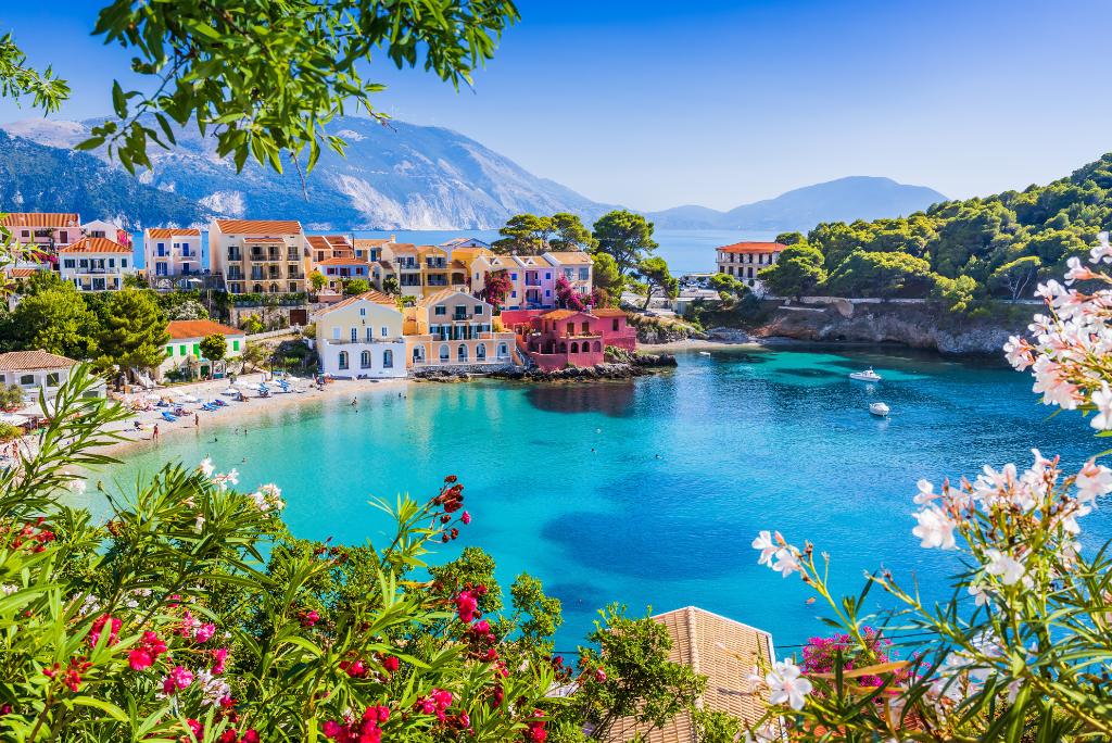 Blick auf das Dorf Asos auf Kefalonia