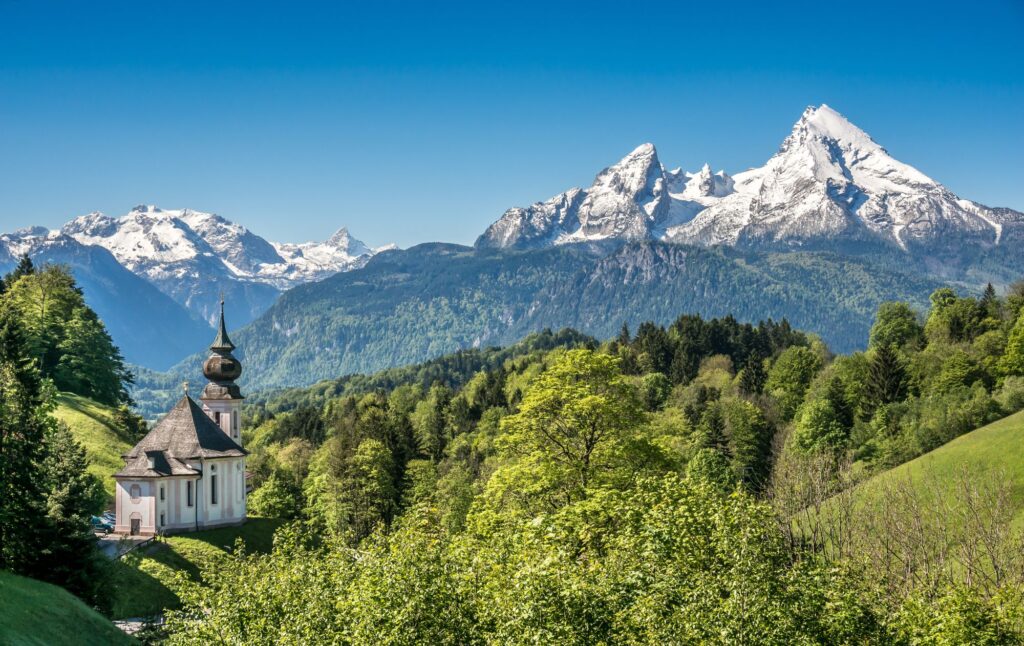 Berg- und Waldlandschaft im Nationalpark Berchtesgaden